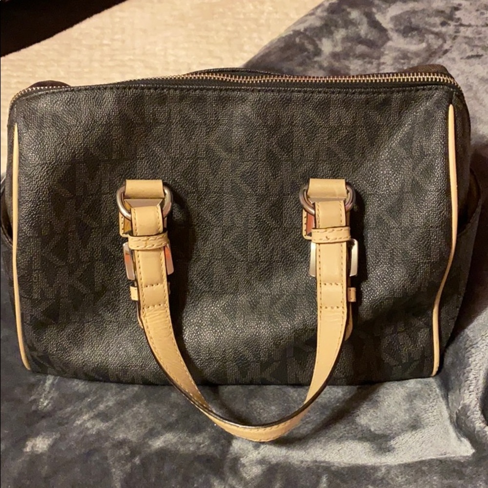Michael Kors Medium Handbag